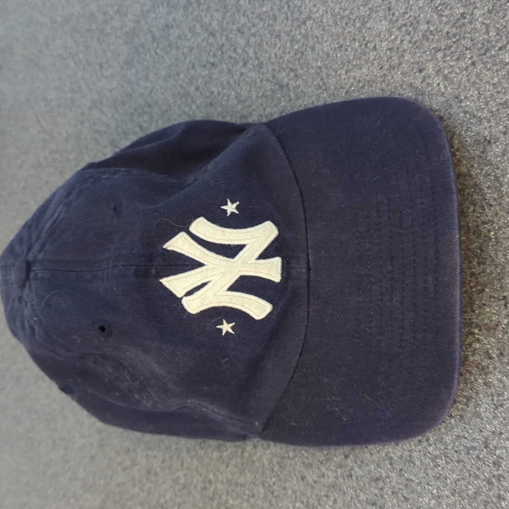 NY Yankees baseball hat